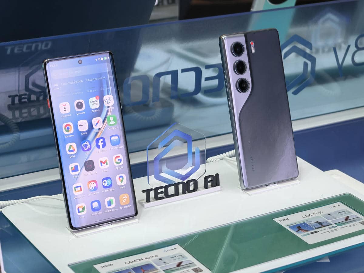 TECNO CAMON 40 slika 1.jpg