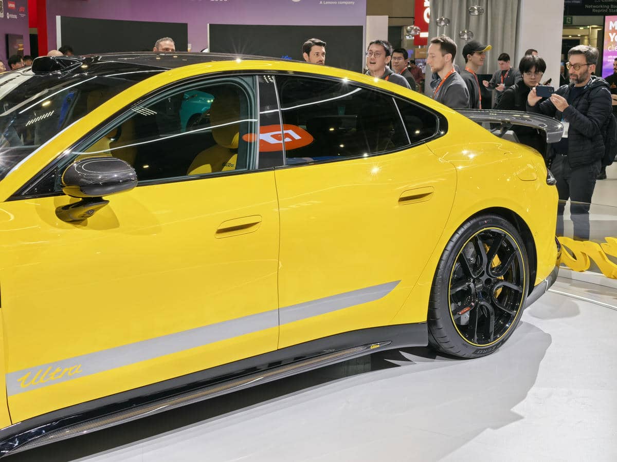 Xiaomi SU7 Ultra slika 11.jpg