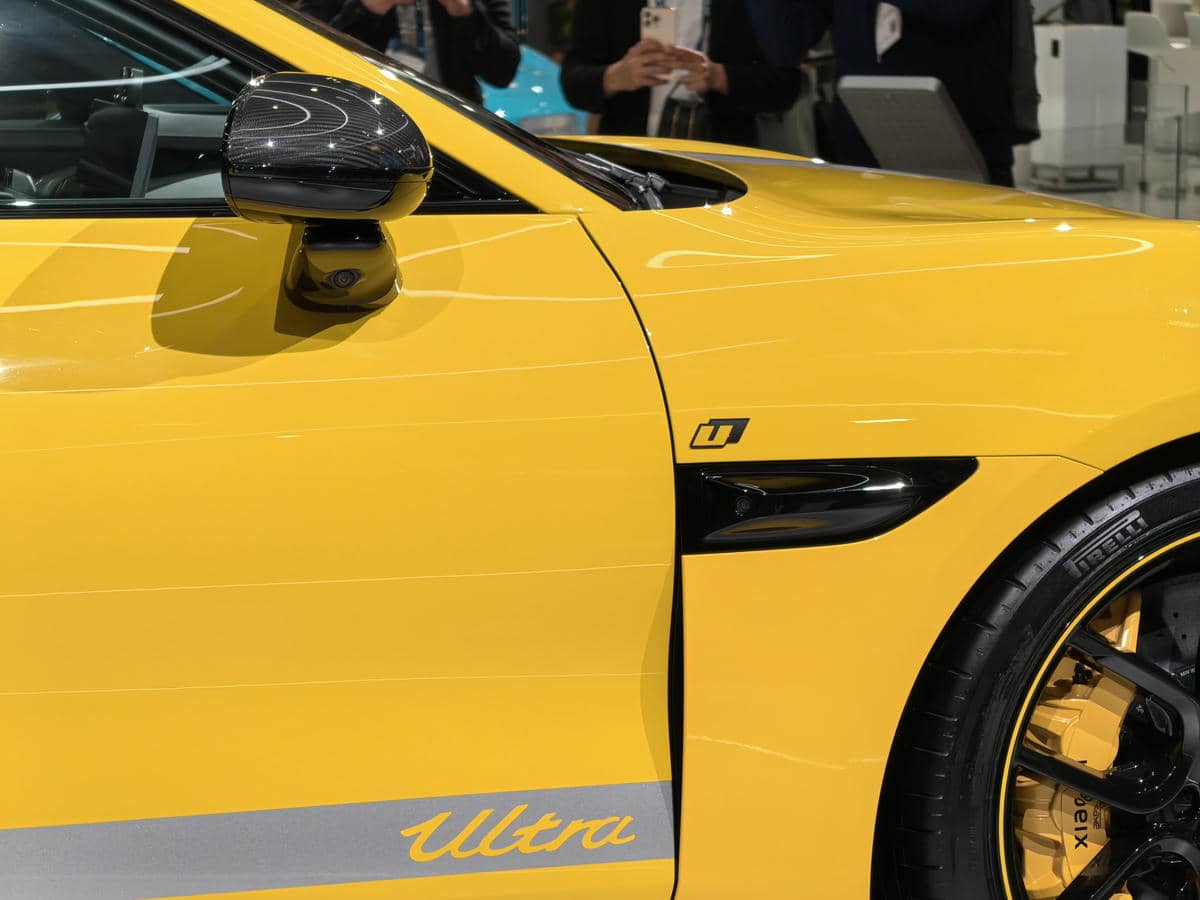 Xiaomi SU7 Ultra slika 18.jpg