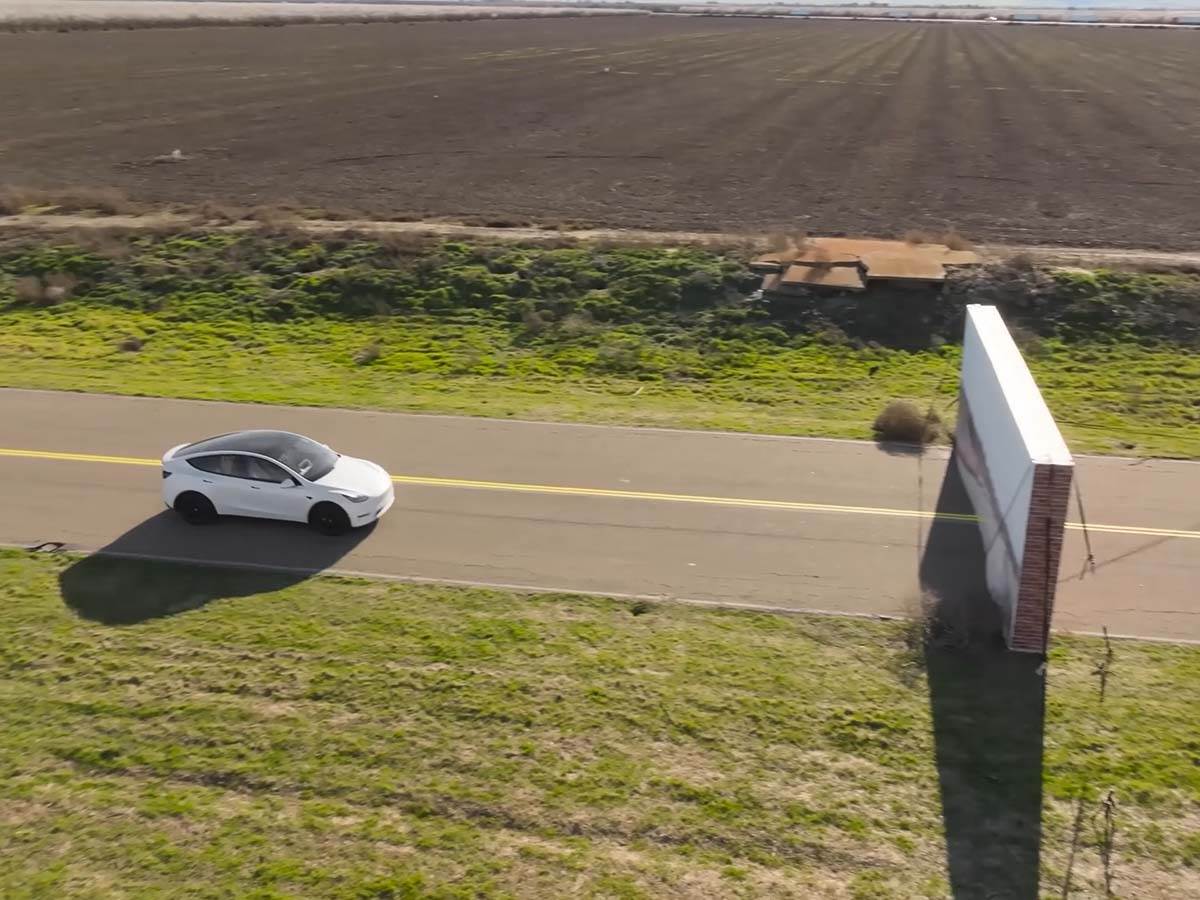 Can You Fool A Self Driving Car_ 15-38 screenshot.jpg