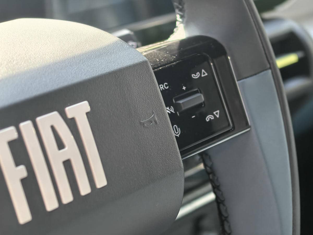 Fiat Grande Panda sajam 16.jpg