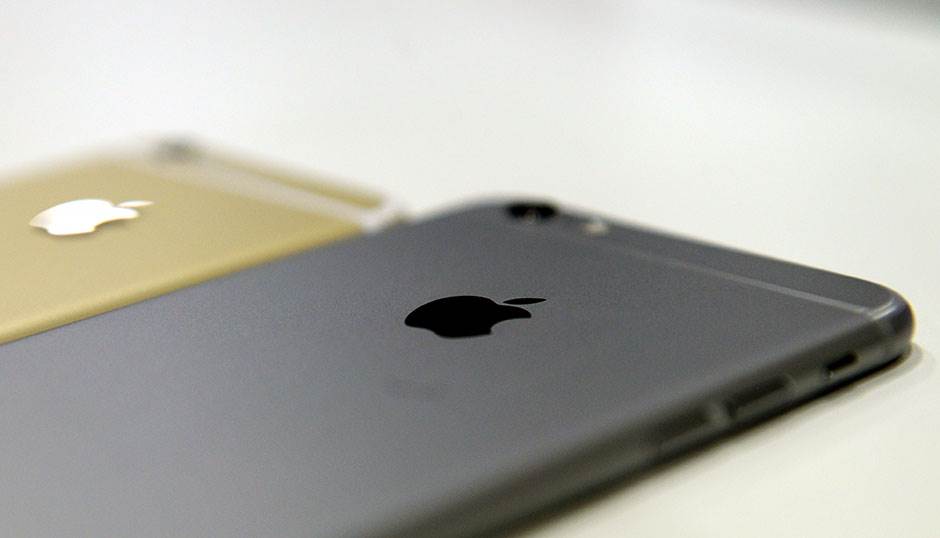 iphone slomljen ekran telefon pao popravka