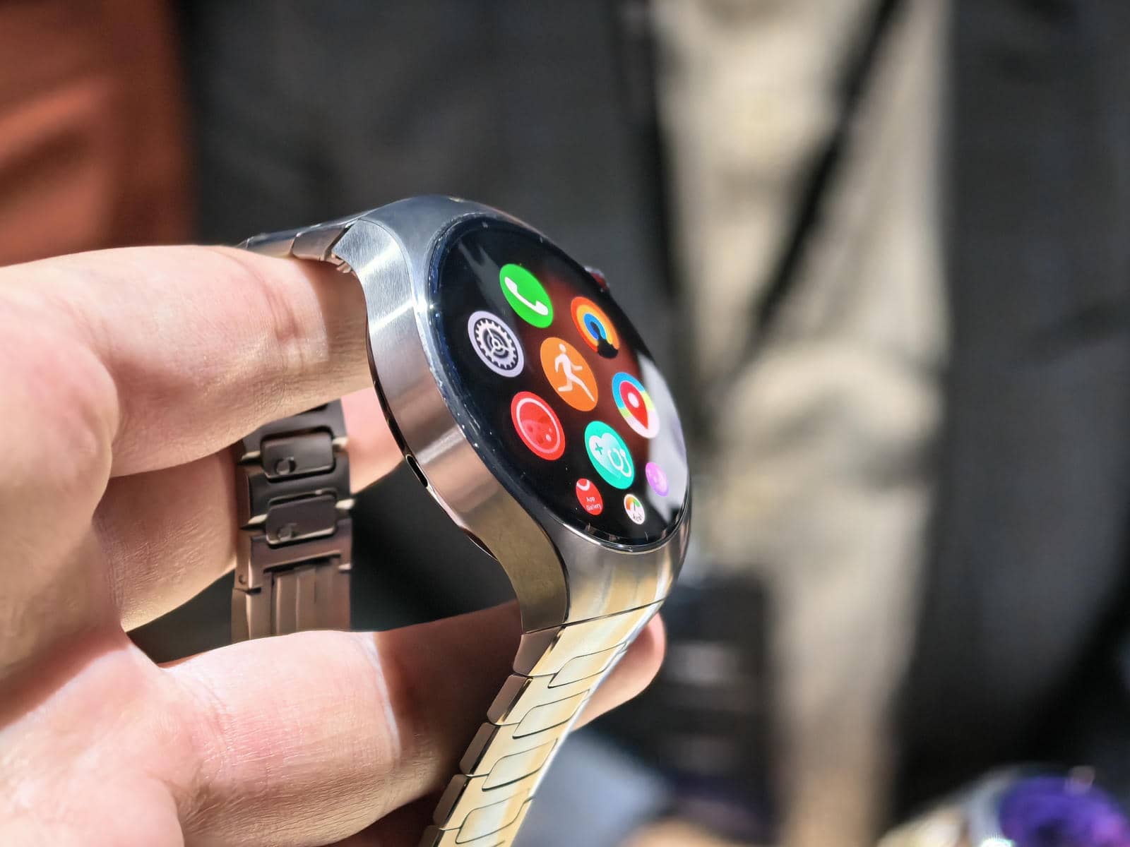 Huawei Watch 5 slika 2.jpg