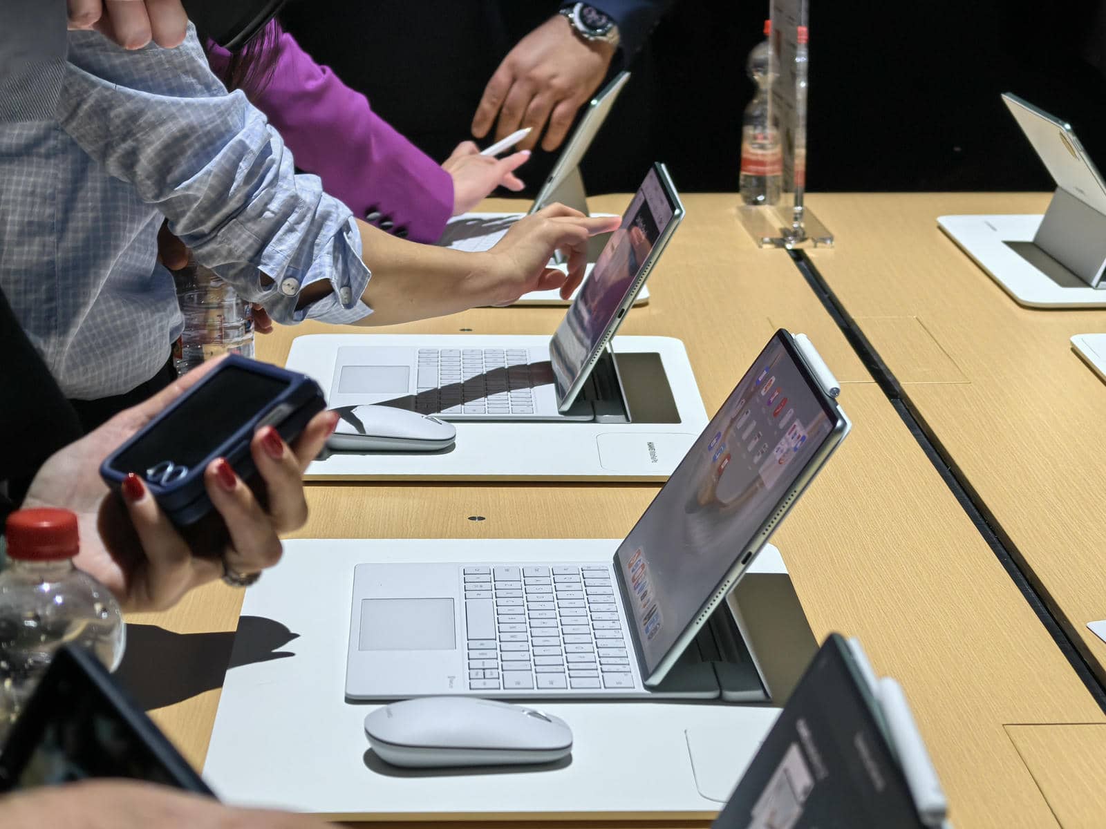 Huawei MatePad Pro 12.2 slika 1.jpg