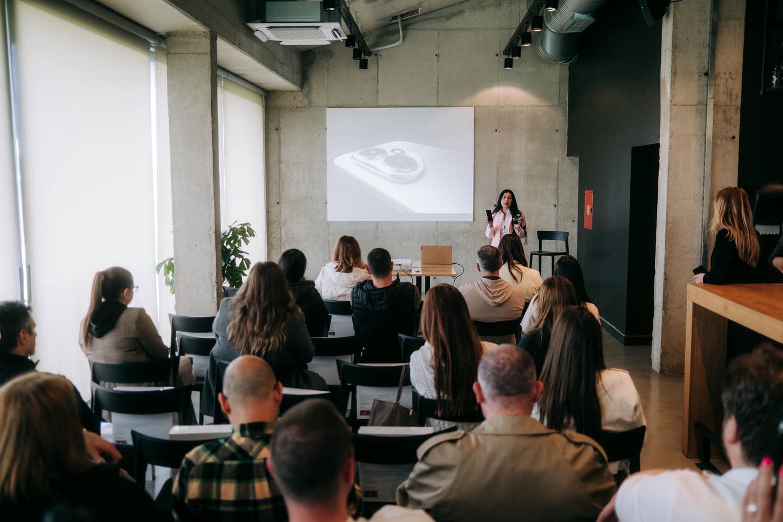 HONOR 400 serija_11.jpg