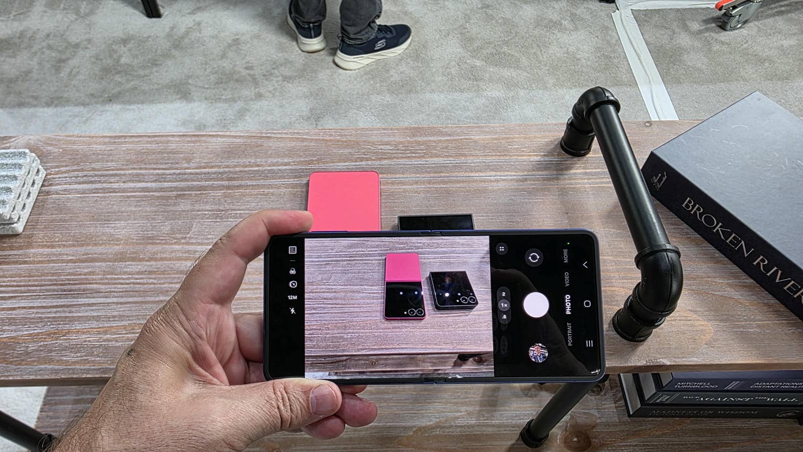 Samsung Galaxy Z Flip7 dizajn uživo 7.jpg