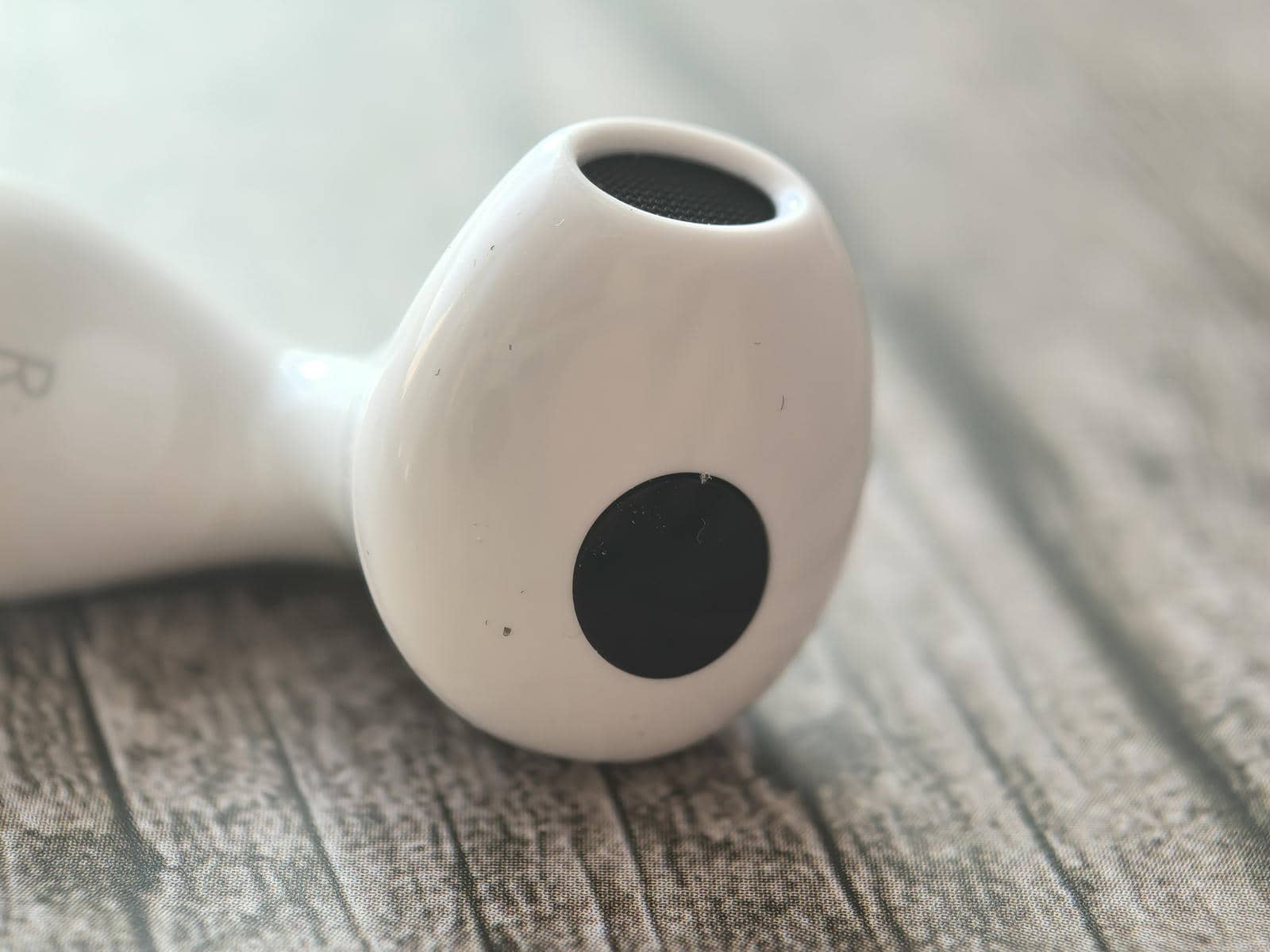 Huawei FreeBuds 6 slika 10.jpg