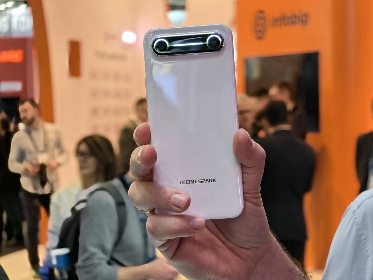 TECNO Spark Slim koncept slika 9.jpg