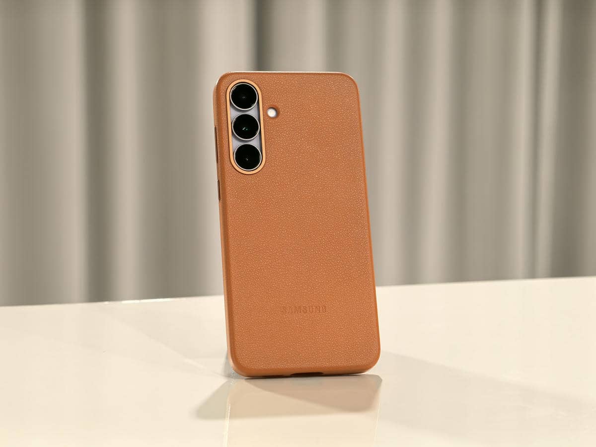 Samsung Galaxy S25 FE slika 8.jpg