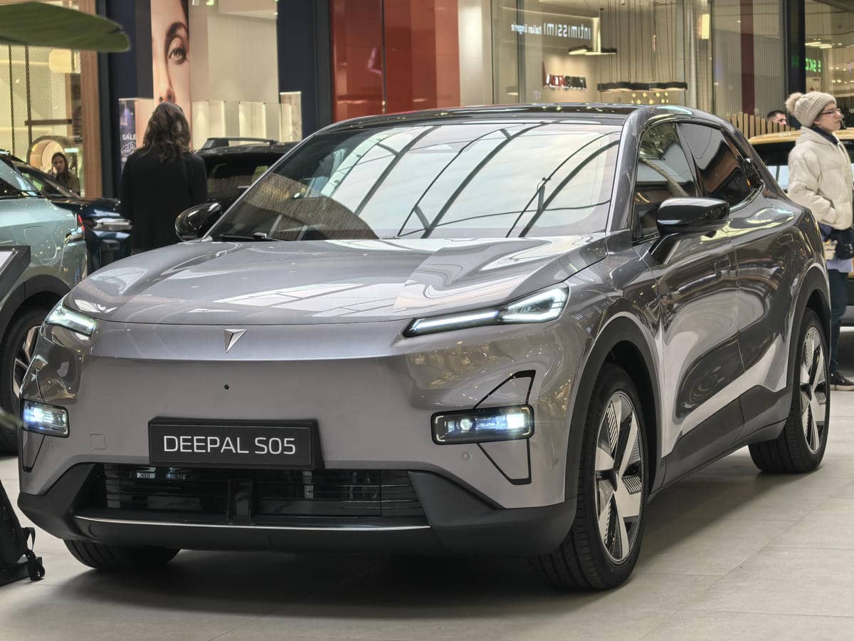 Deepal S05 GAS 2025 slika 1.jpg