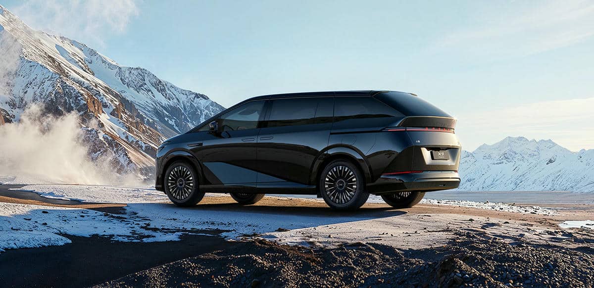 XPeng X9 PowerX slika 5.jpg