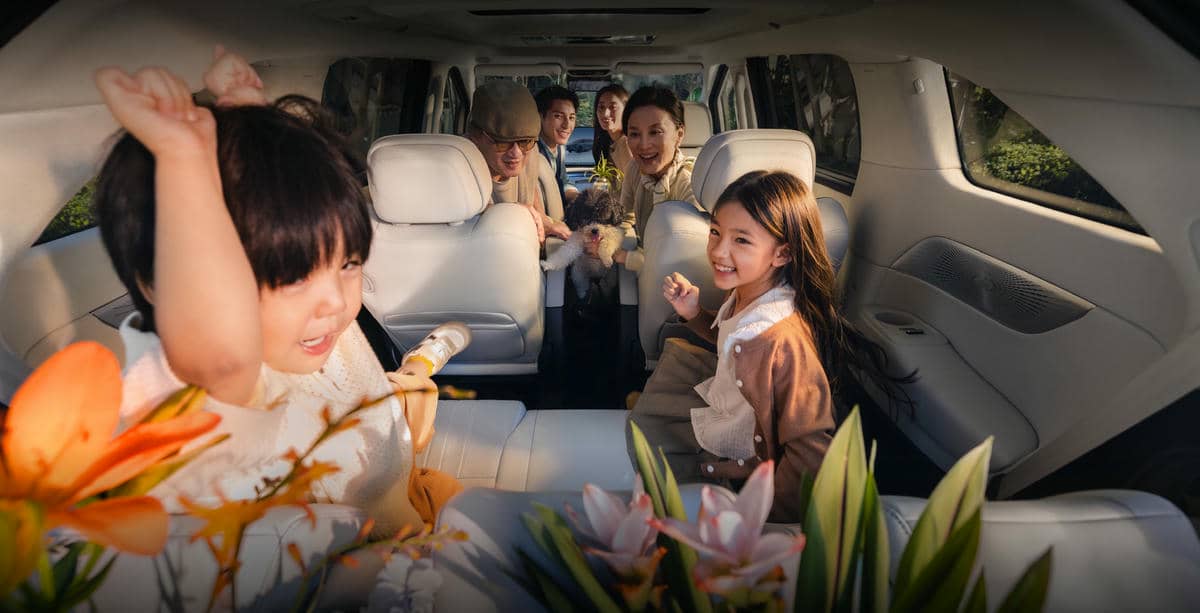 XPeng X9 PowerX slika 7.jpg