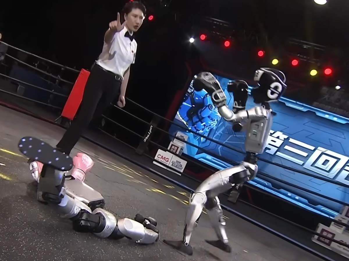 Unitree G1 Humanoid Robot Boxing_ All the WILDEST Highlights _ What The Future 2-29 screenshot.jpg