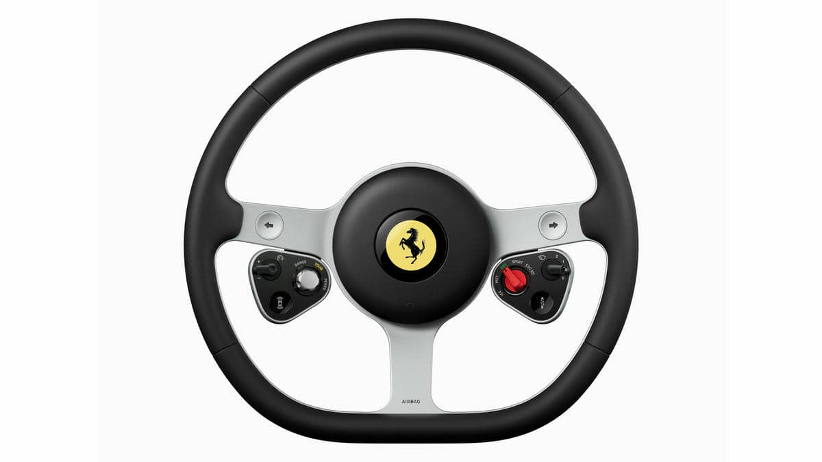 Ferrari Luce enterijer slika 17.jpg