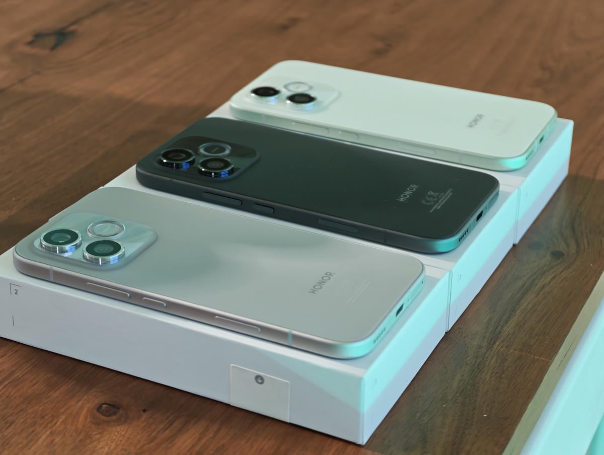 HONOR 600 Lite slika 2.jpg