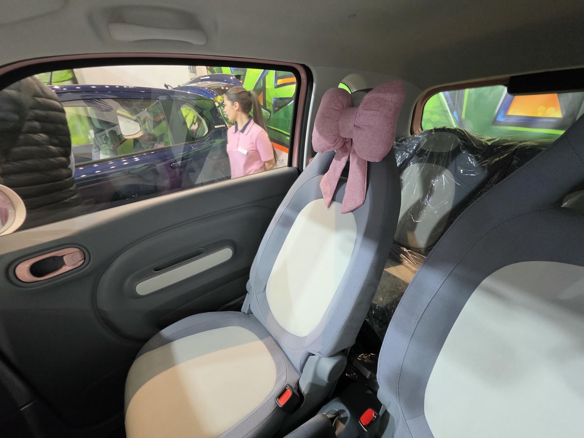 BENTU BTE05 enterijer 2.jpg