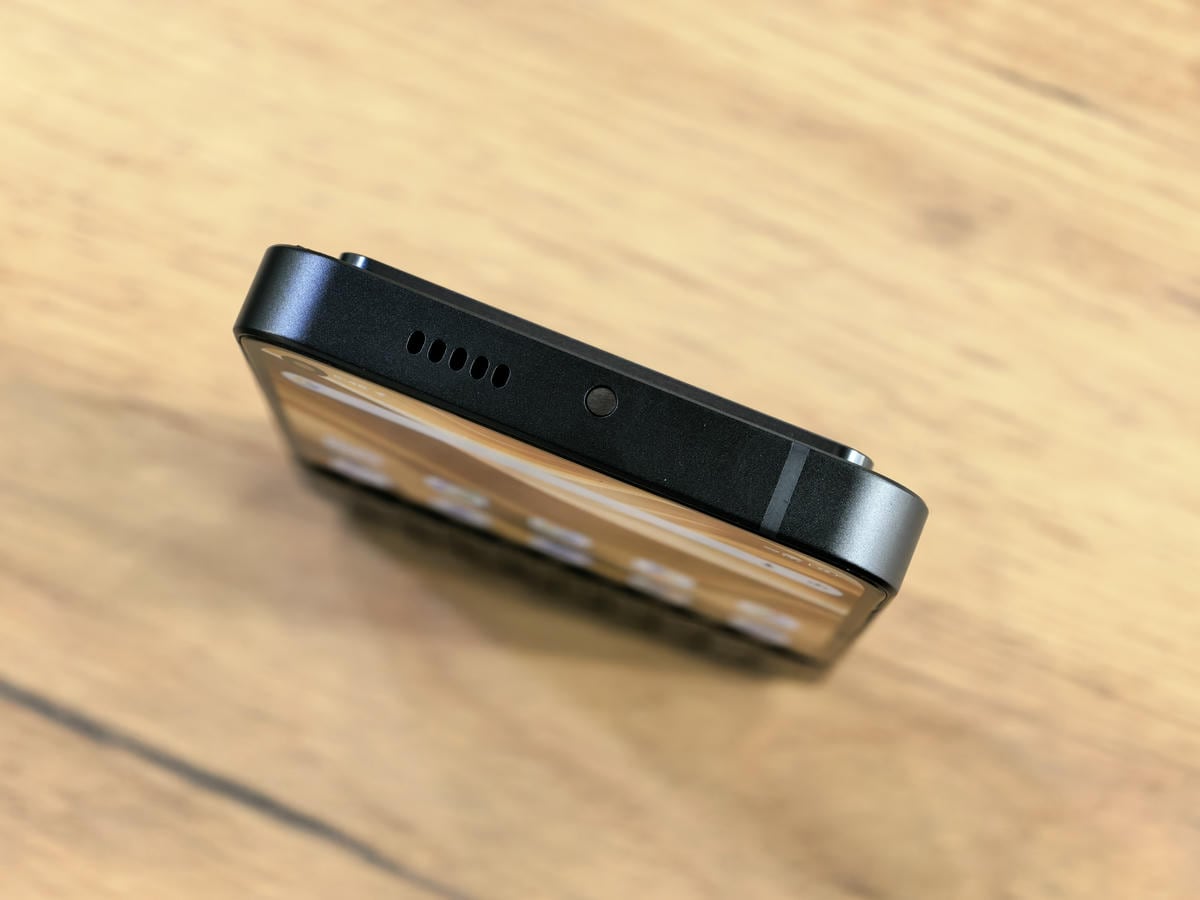 Unihertz Titan 2 Elite slika 11.jpg