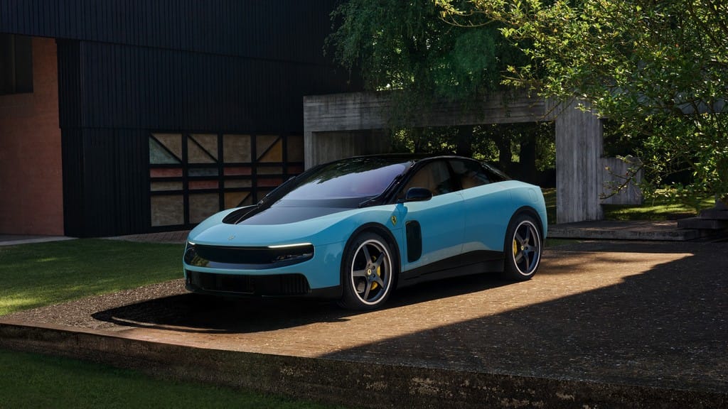 Ferrari Luce dizajn 6.jpg