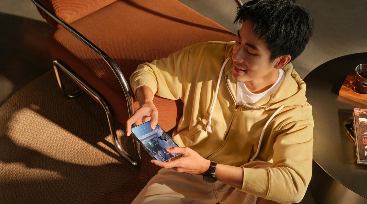 huawei-pura-x-view-office-assistant-2.jpg