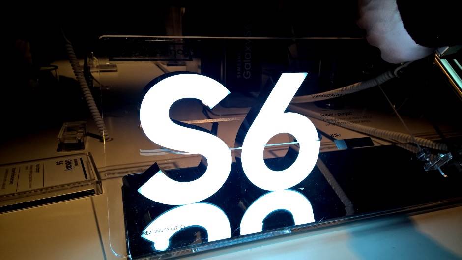 Samsung Galaxy S6 kako je promenio smartfon industriju