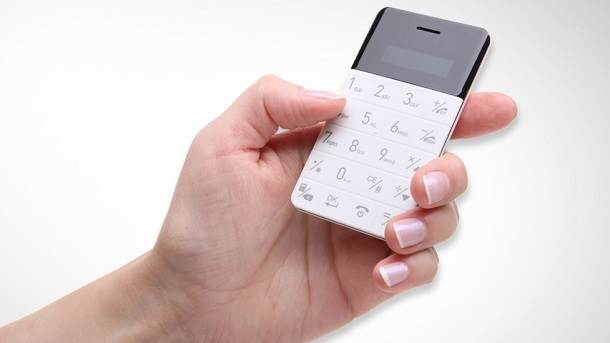 Elari CardPhone anti-smartfon
