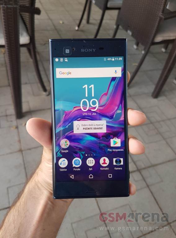 Sony Xperia F8331 dizajn