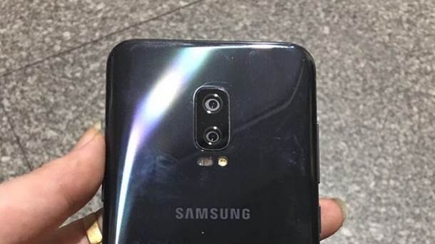 Samsung Galaxy S8 dve kamere