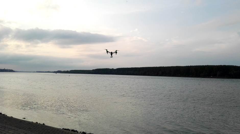 Dubai veštačka kiša dronovi menjaju klimu