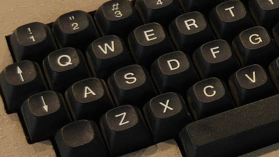 DANAS SVI ŽELE PLAYSTATION 5, a devedesetih su u Jugi ludeli za nečim sasvim DRUGAČIJIM!