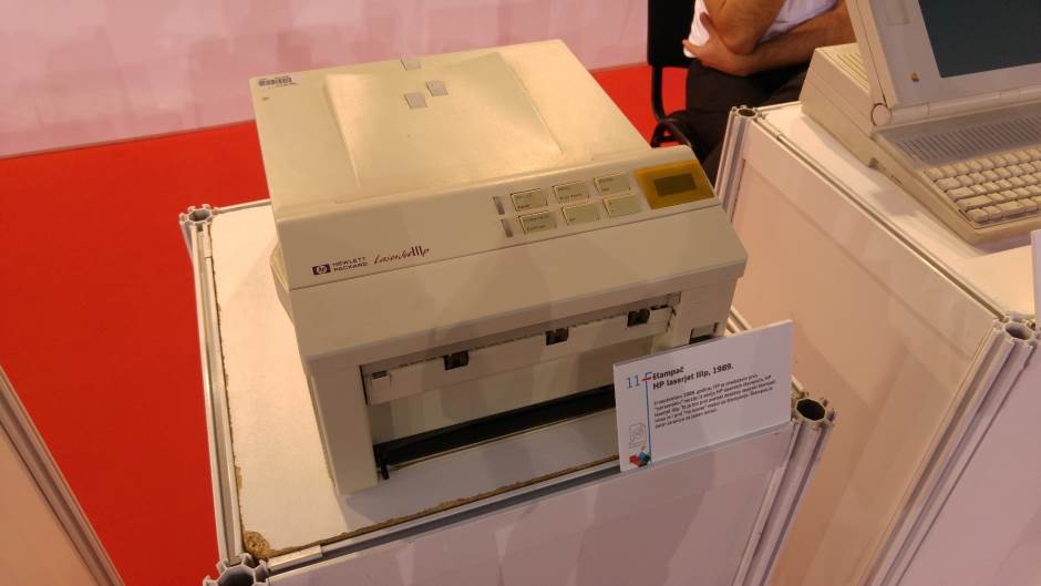 DANAS SVI ŽELE PLAYSTATION 5, a devedesetih su u Jugi ludeli za nečim sasvim DRUGAČIJIM!