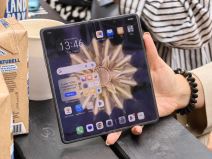 HONOR Magic V2 premijera