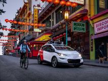 Cruise samovozeći taksi 2.jpg