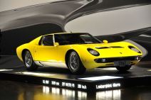 Lamborghini Miura _ Foto Wikimedia Ralf Roletschek.jpg
