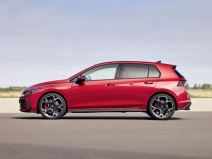 Volkswagen Golf GTI 2024 _ Foto Volkswagen (2).jpg