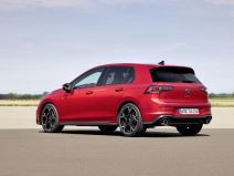 Volkswagen Golf GTI 2024 _ Foto Volkswagen (3).jpg