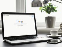 Google _ laptop _ Foto Shutterstock.jpg