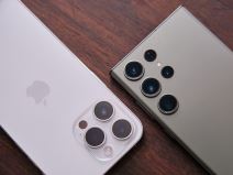 iPhone 14 Pro Max _ Samsung Galaxy S23 Ultra _ Foto Shutterstock.jpg