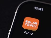 Temu aplikacija _ telefon _ Foto Shutterstock.jpg