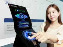 LG rastegljivi ekran _ Foto LG Display (3).jpg