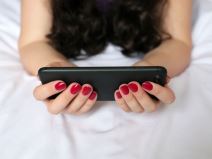 Film za odrasle _ telefon _ Foto Shutterstock.jpg