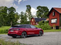 2 Volkswagen ID.7 Tourer GTX _ Foto Volkswagen.jpg