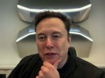 Ilon Mask prvi polubilioner na svetu