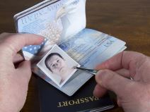 Falsifikovanje pasoša