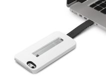 iPhone maska koja puni telefon