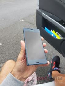 Sony Xperia F8331 dizajn