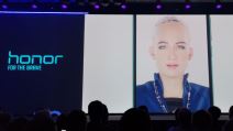 Honor 10 cena u Srbiji, prodaja, kupovina, Robot Sofija humanoid AI