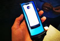 Motorola RAZR premijera London, Motorola RAZR cena u Srbiji, Kakva je Motorola RAZR, RAZR kupovina