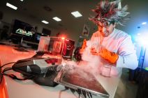 ASUS ROG GX700 cena, informacije, slike, test, performanse, vodeno hladenje