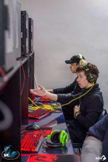 LVLUP Barcraft i eSport klub Novi Sad Viktor Kneževic