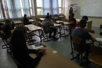 telefoni zabrana škole roditelji deca komunikacija nezadovoljstvo